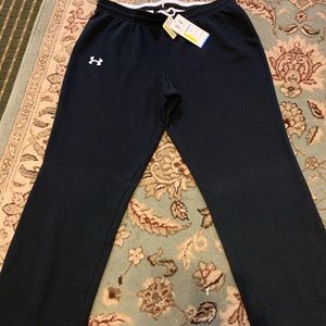 Under Armour NWT ladies sweat pants. Sz Large